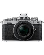 Nikon Z fc + Z DX 16-50mm f/3.5-6.3 VR systemkamera